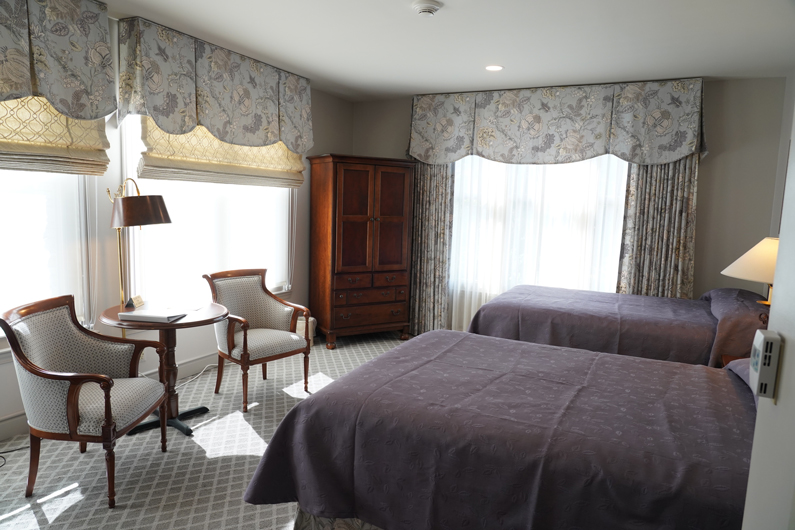 A redesigned bedroom in the NIH Clinical Center Edmond J. Safra Family Lodge.