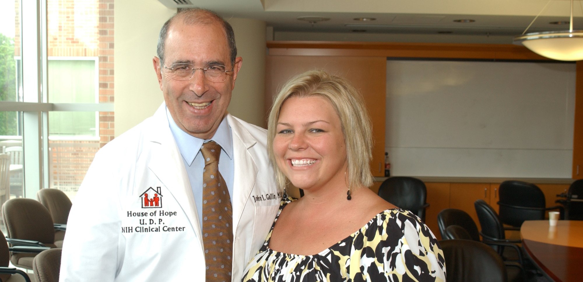 CC Director Dr. John I. Gallin and his patient, Amanda Young, at the Undiagnosed Diseases Program’s launch on May 19, 2008.