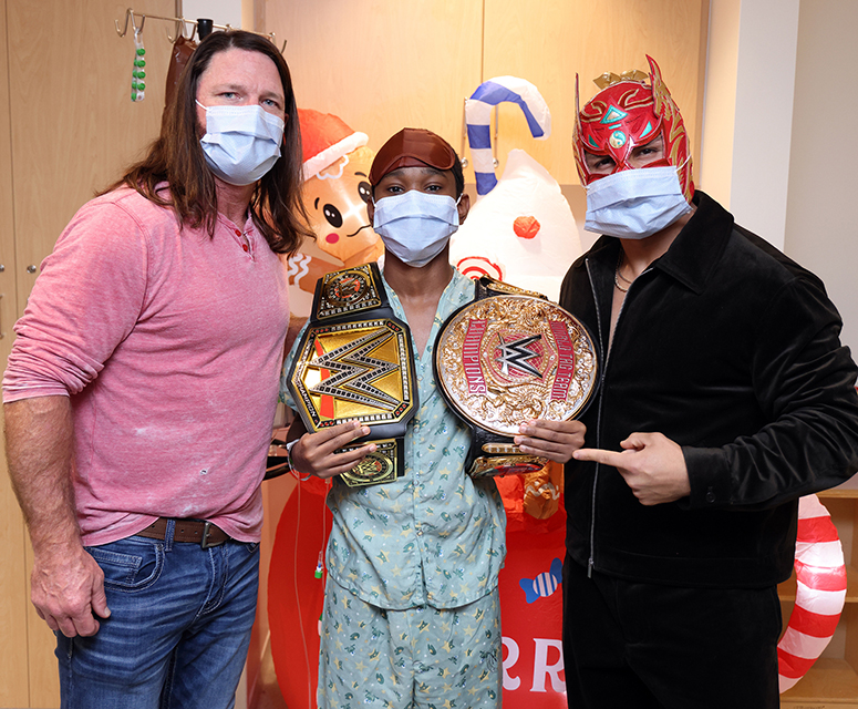 AJ Styles, patient Majesty Providence, Dragon Lee