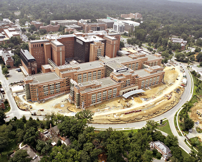 North entrance to the NIH Clinical Center