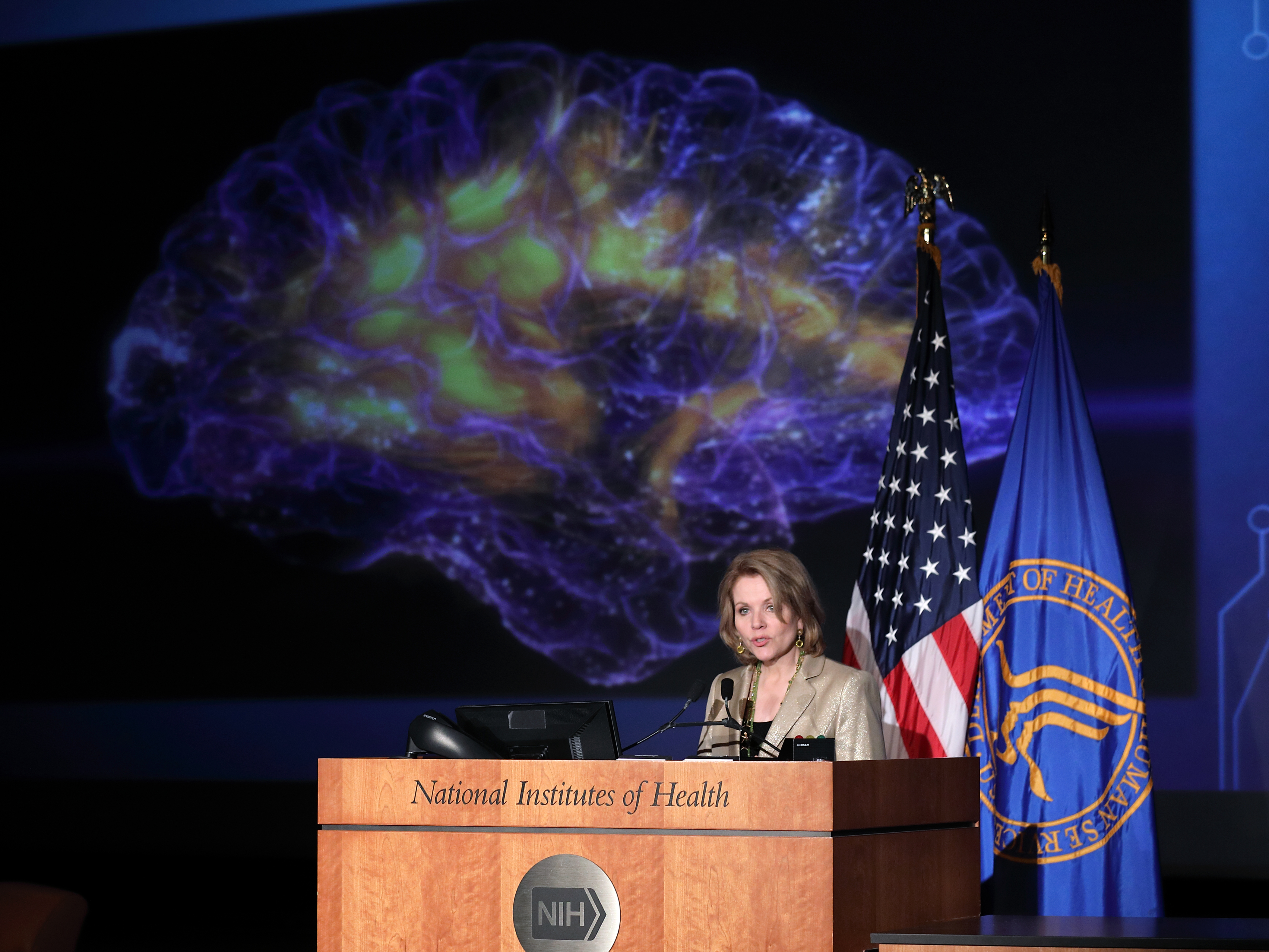 Soprano Renee Fleming speaks at NIH.