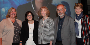 Attendees of the Open Notes session gathered together